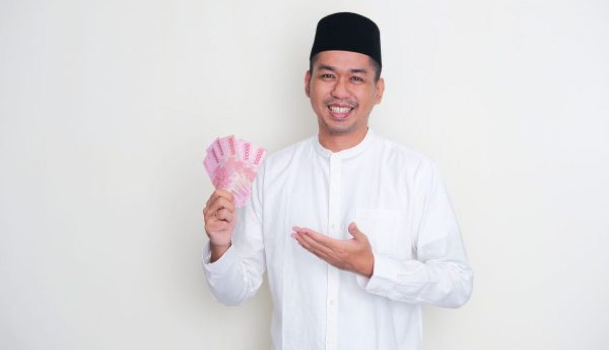 [:en]5 Tips Mengelola THR Agar Tak Habis Sia-sia[:]